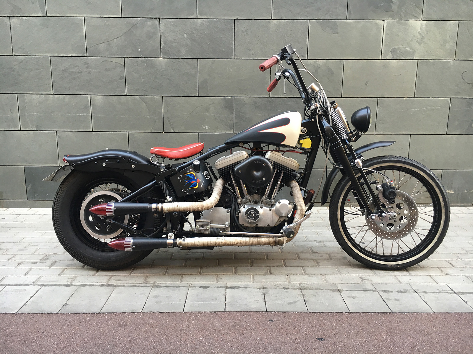 Diseño desde 0 de motocicleta en HD Shop. Construcción pieza a pieza de un modelo único